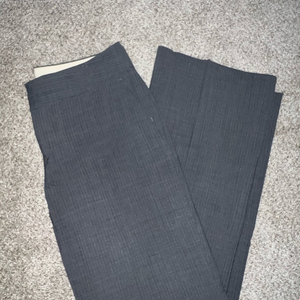 Women’s Banana Republic size 4 P Charcoal Dress Pants - Picture 2 of 10